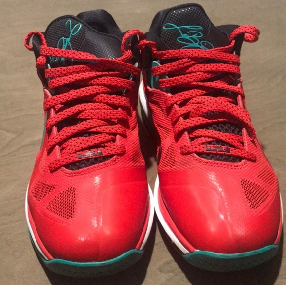 LeBron Nike - Picture 3 of 5